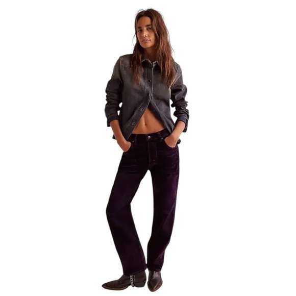 We The Free First Class Relaxed Straight Flocked Jeans Wine Tasting size 25 NWT - Picture 1 of 16